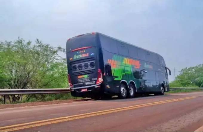 MS: Ônibus a serviço da Buser se envolve em acidente na BR-262, em Corumbá