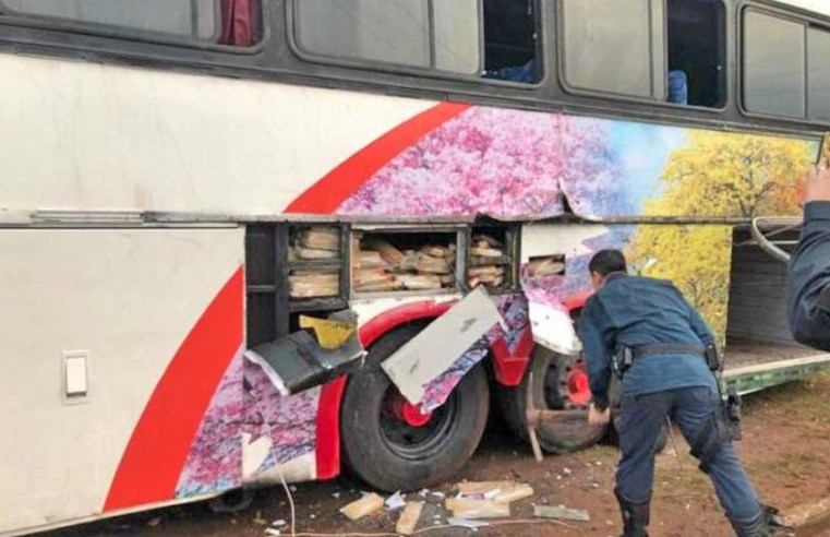Vídeo: PM apreende farto material entorpecente em ônibus na cidade de Juti/MS