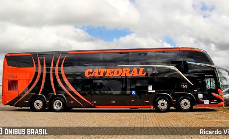 Catedral Turismo incorpora o novo Paradiso G8 1800 DD Volvo