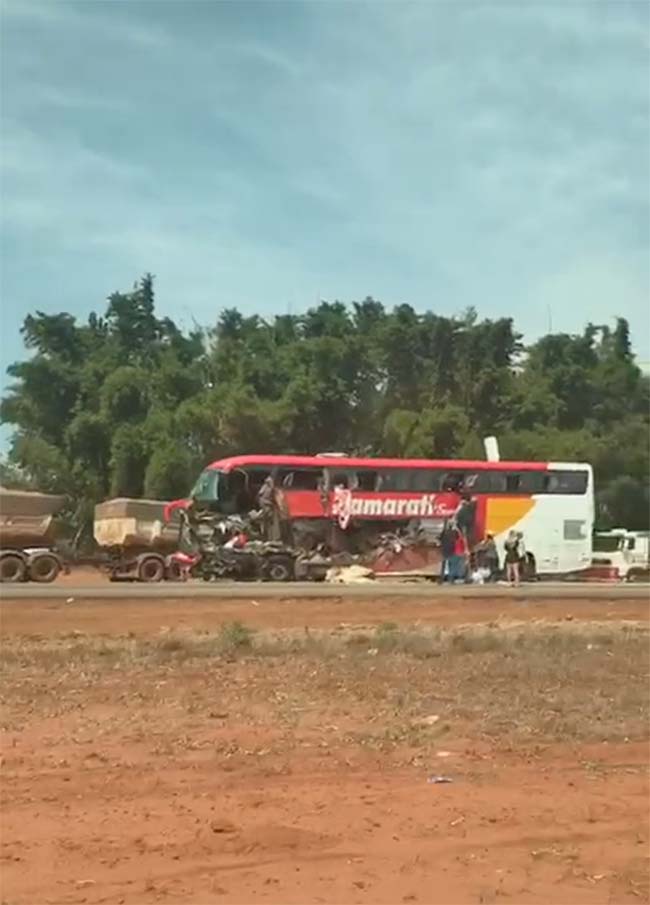 MT: Expresso Itamarati faz acordo após acidente com ônibus 1