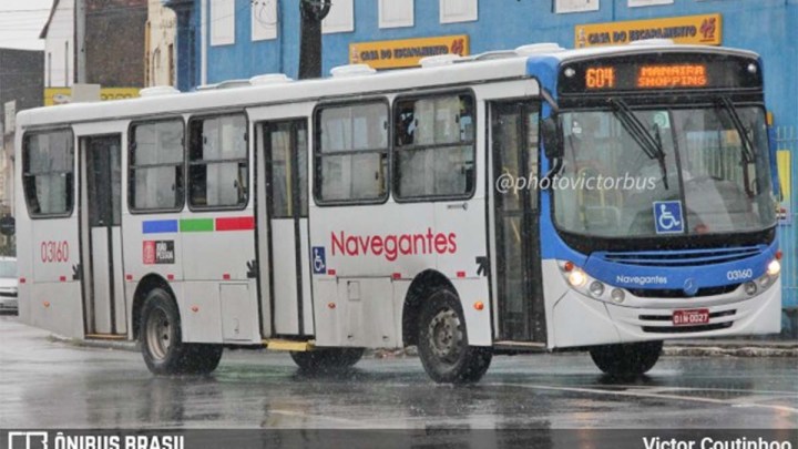 Chuva causa alagamentos em João Pessoa nesta sexta-feira