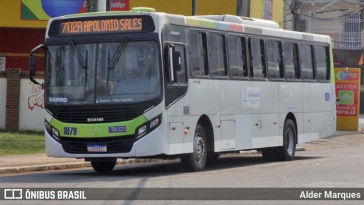 Rio Branco: Estudante é morto a tiro dentro de ônibus
