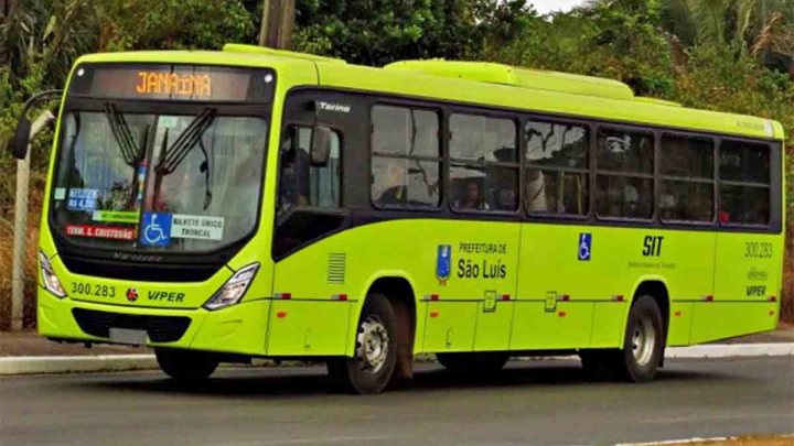 Vídeo: Ônibus circulam sem placas há meses em São Luís