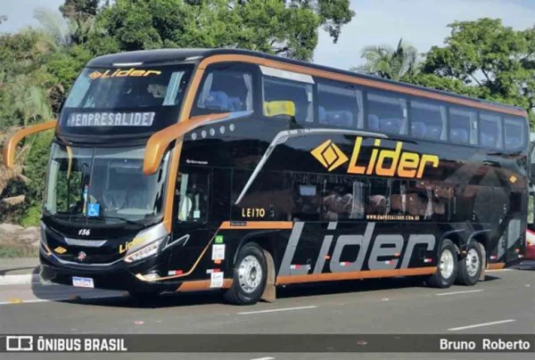 Empresa Lider renova com Paradiso G8 1800 DD Mercedes Euro 6 - revistadoonibus