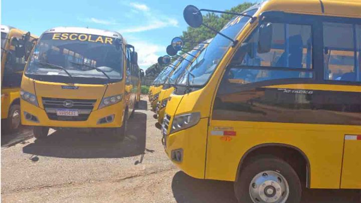 Iracema: Ônibus escolar segue precário, afirmam estudantes