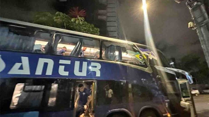 Recife: Ônibus do Fortaleza é atacado por torcedores do Sport