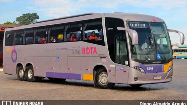 BA: Acidente com ônibus chama a atenção em Itabuna