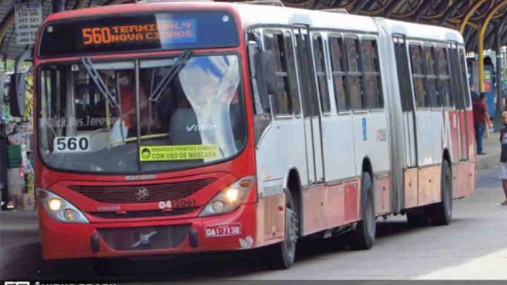 Manaus: Ônibus da linha 560 seguem alvos de assaltantes