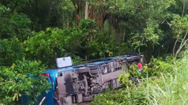 BA: DD G8 da Aguia Branca tomba e deixa 13 feridos em Buerarema