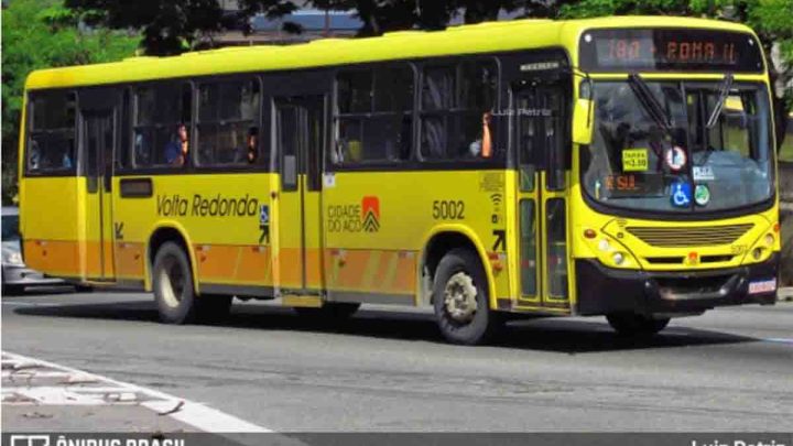 RJ: Passageiros de Volta Redonda reclamam de atrasos dos ônibus