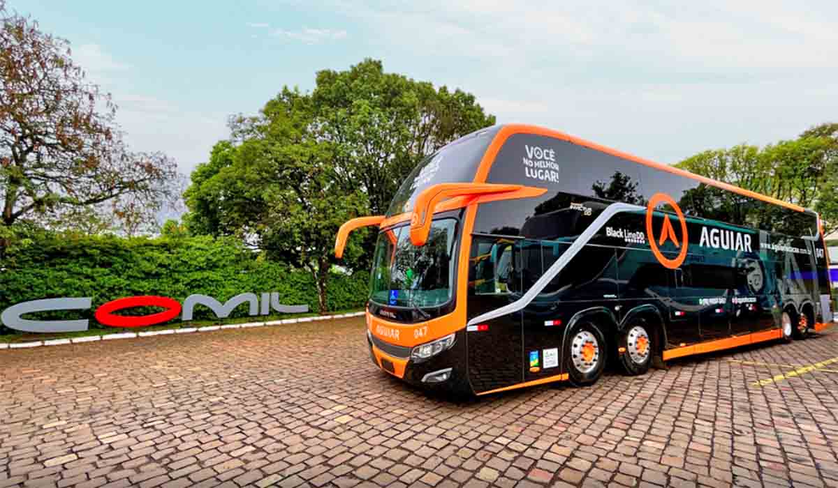 Aguiar renova com Comil Invictus DD Scania 8x2 Euro 6 - revistadoonibus