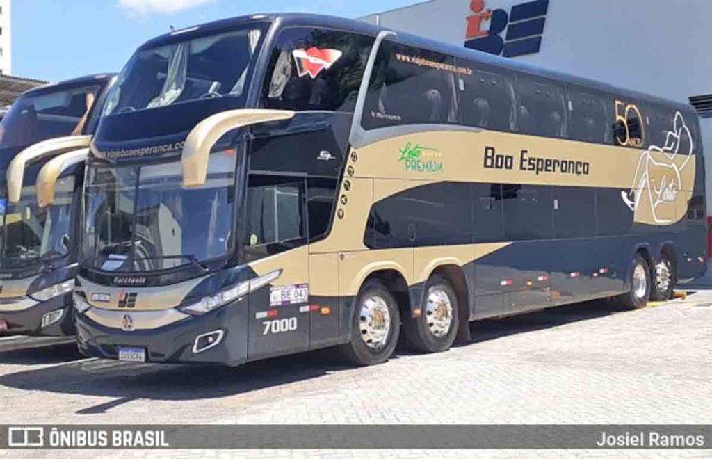 PA: Ônibus tombou após tentar ultrapassagem diz passageiro - revistadoonibus
