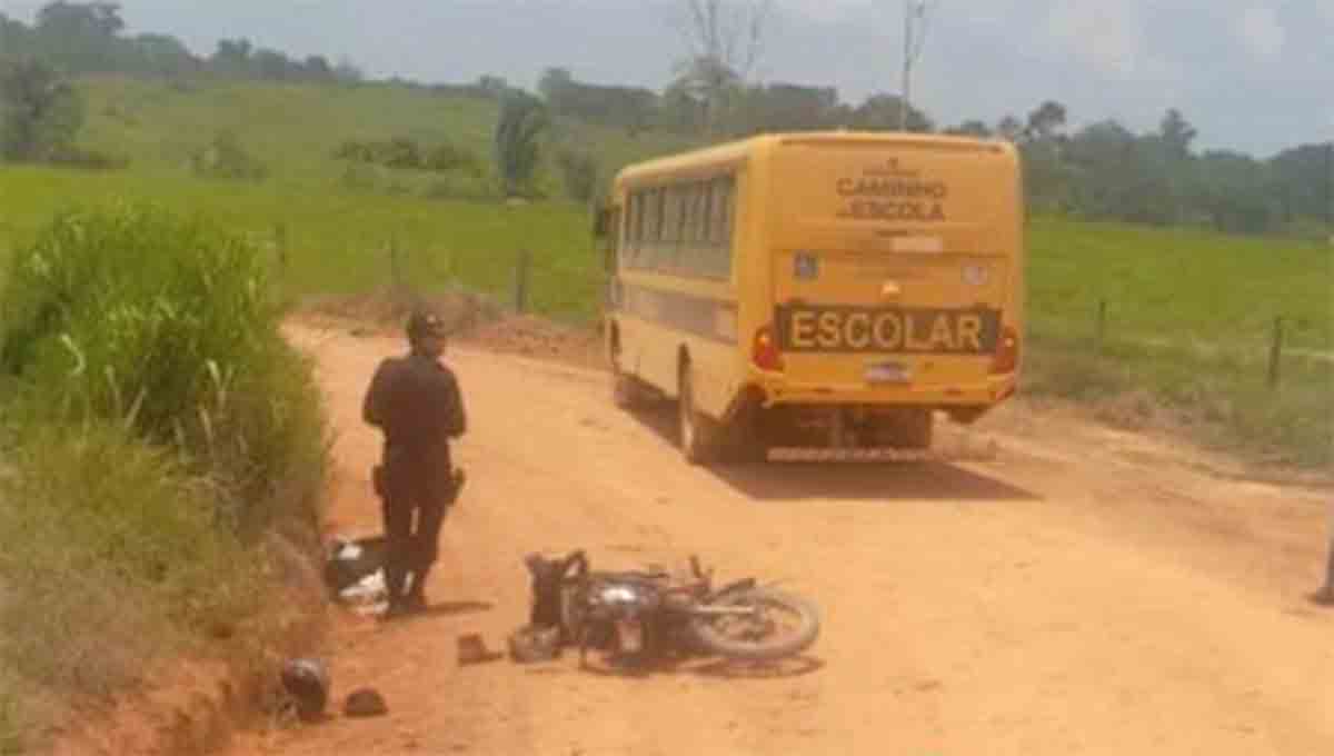 Jaru: Acidente entre moto e ônibus escolar deixa um morto