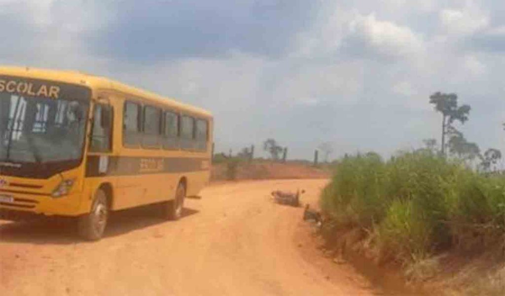 Jaru: Acidente entre moto e ônibus escolar deixa um morto - revistadoonibus