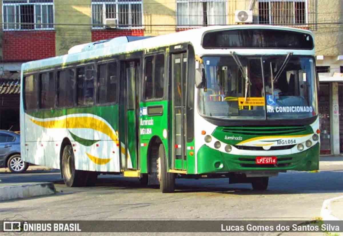 RJ: Iluminada e Trel seguem com ônibus enguiçados em Magé - revistadoonibus