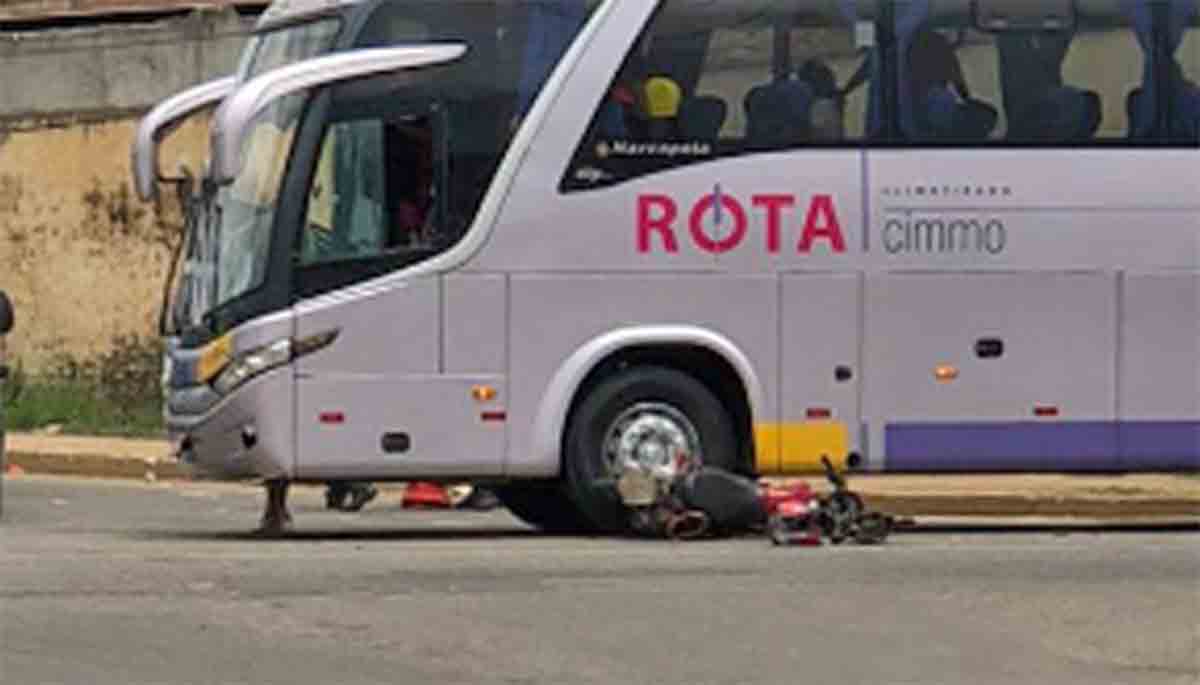 BA: Acidente com ônibus deixa um ferido em Vitória da Conquista - revistadoonibus